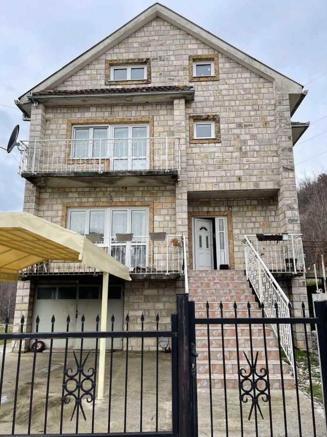 Guesthouse Petrovic Virpazar Exterior foto